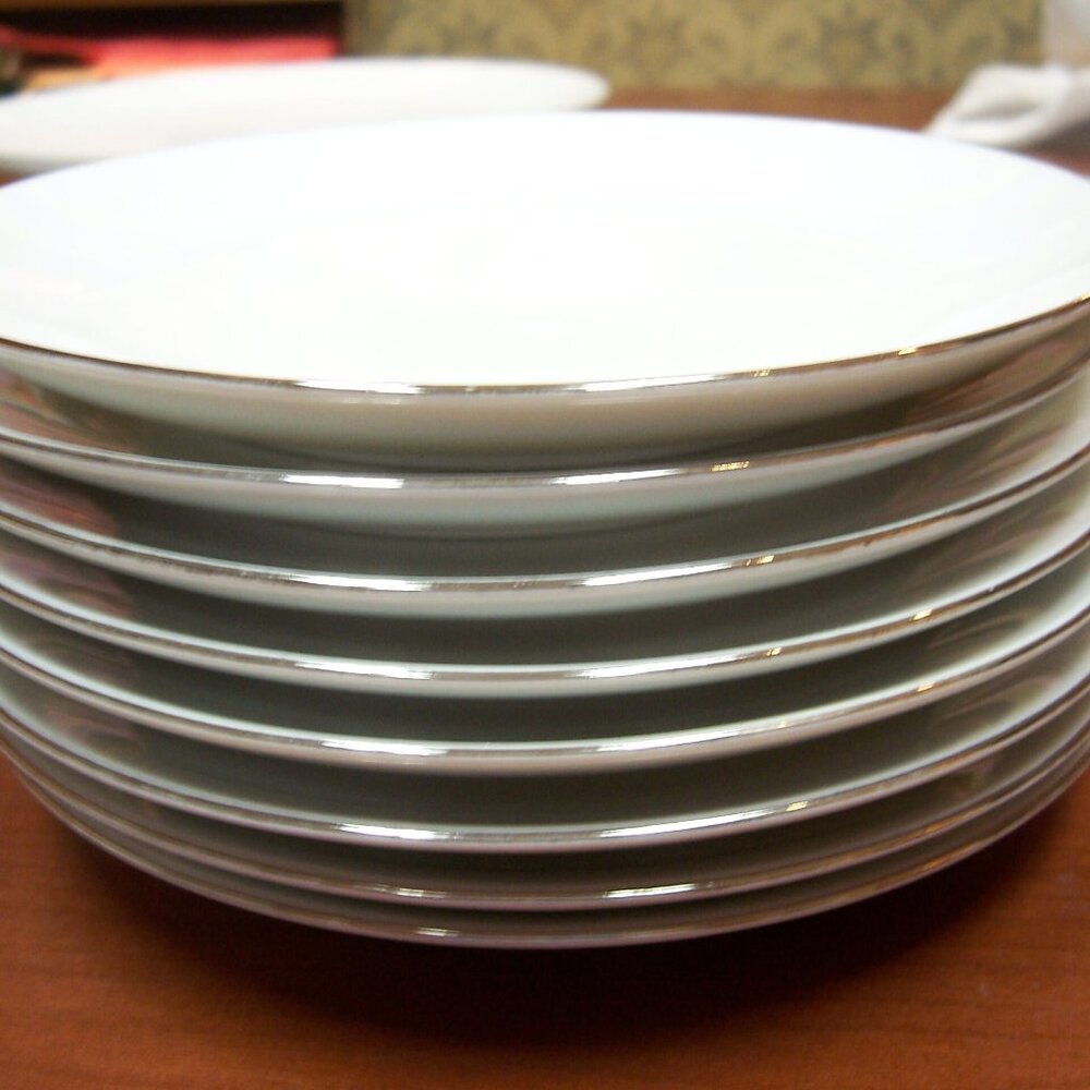 8 Bread & Butter Plates  - Platinum Band by THOMAS